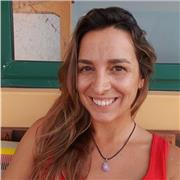 « Enseignante passionnée, accompagnement personnalisé en ligne pour aider les élèves du primaire à progresser à leur rythme!